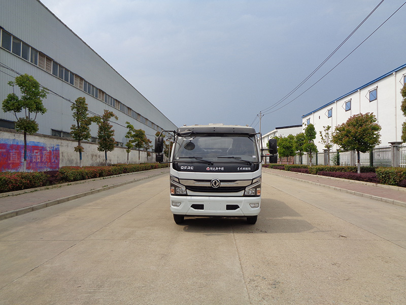 XZL5080ZZZBEV型純電動(dòng)自裝卸式垃圾車