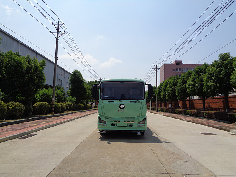 XZL5183TDYBEV型純電動(dòng)多功能抑塵車