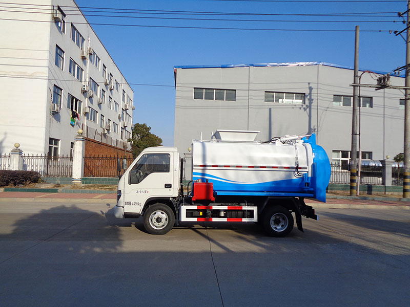XZL5045TCA6型餐廚垃圾車(chē)