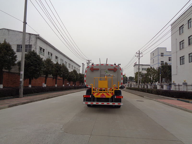 XZL5310GPS6型綠化噴灑車(chē)