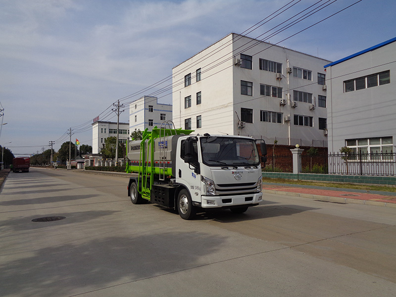XZL5125ZZZBEV型純電動(dòng)自裝卸式垃圾車
